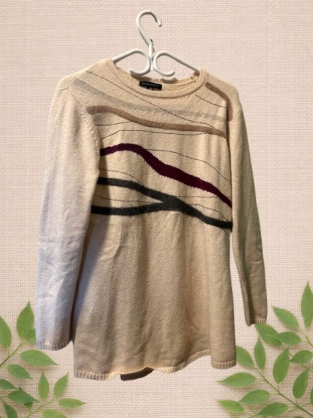 Parkhurst Cream Sweater with Abstract Stripe Design – Size M, Cotton Knit